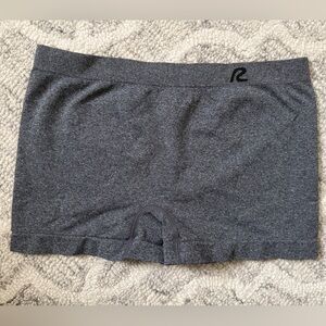 Road Runner Sports
Compression Shorts Medium